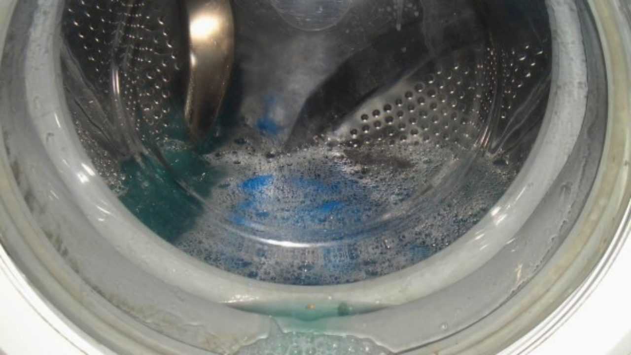 Флешка после воды. постирал флешку в стиральной машине – что делать. что делать, если постирал флэшку