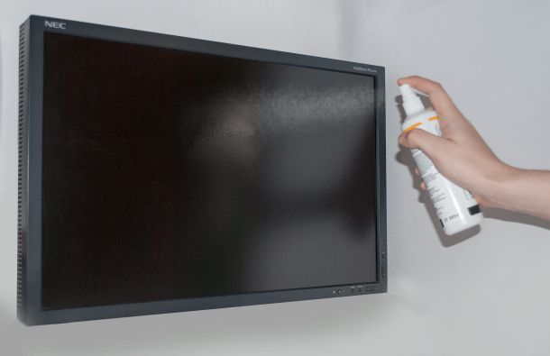Чем протирать экран жк телевизора, чтобы не повредить ему?