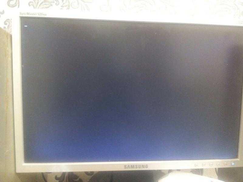 Windows 7 не загружается черный экран и курсор